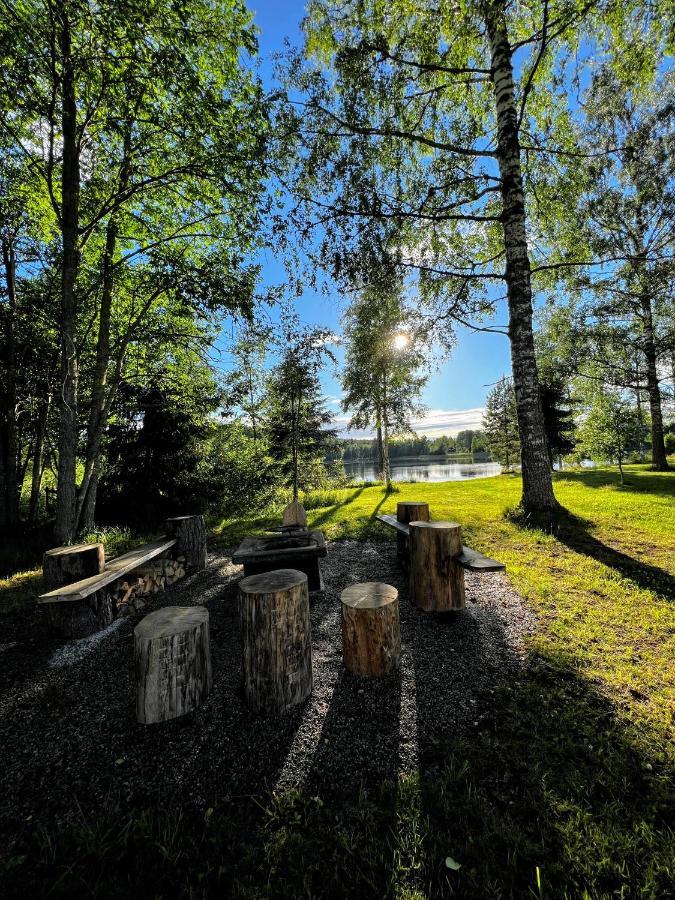 Saevsjoens Boende Hotell Hällefors Eksteriør bilde